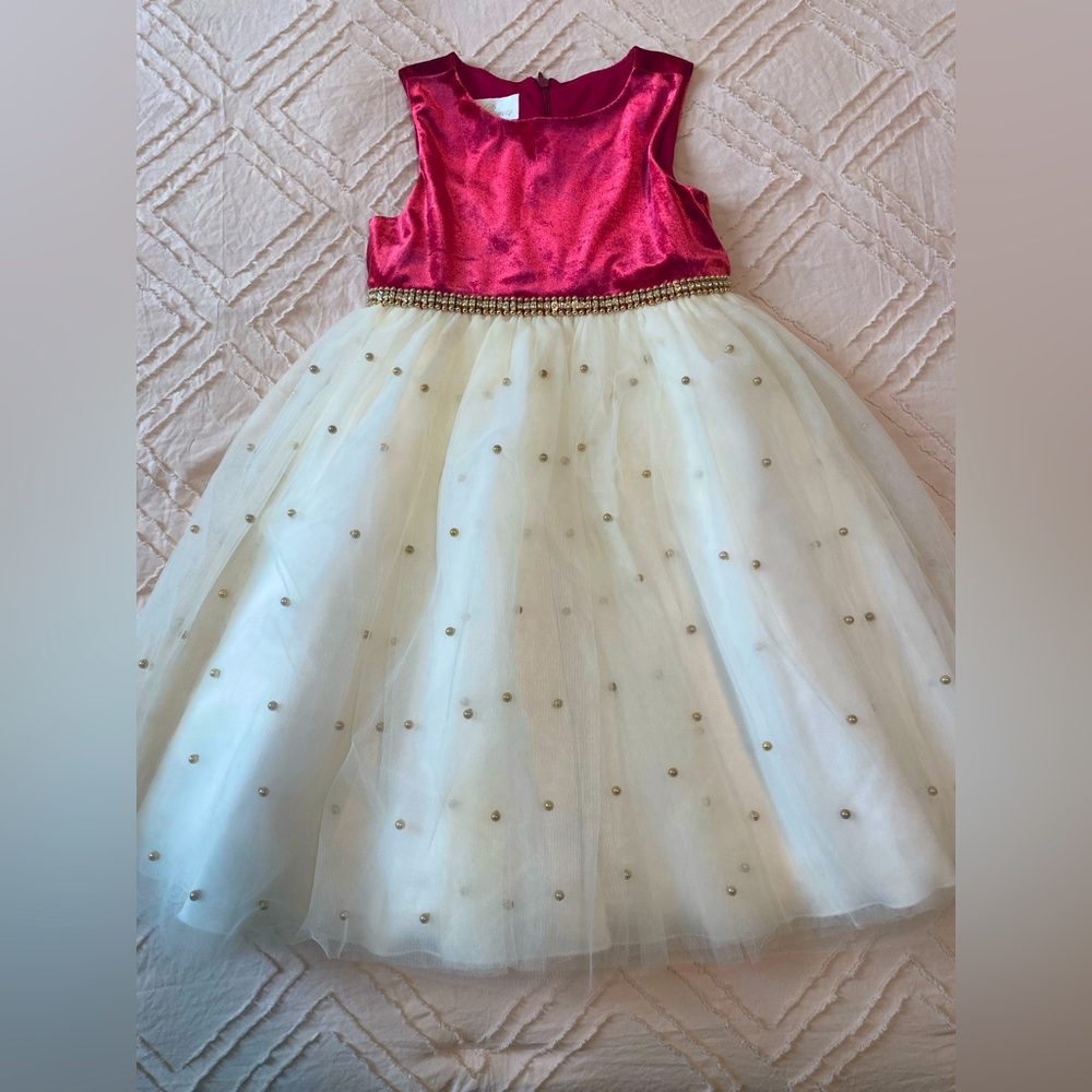Girls size 5 Christmas dress like new